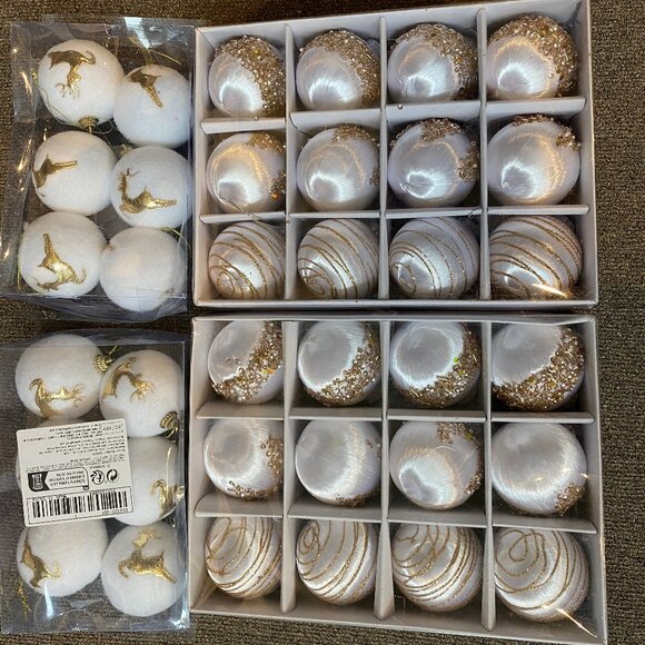 Christmas Balls X 36 2" white & Gold + 12 X 3" Gold - Picture 2 of 13